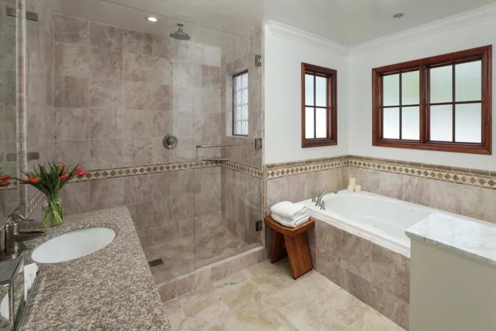 470 Ruthven Avenue, Palo Alto, California 94301