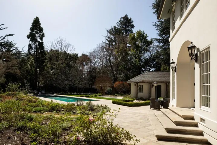 238 Oak Grove Avenue, Atherton, California 94027