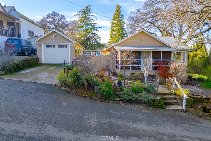 375 N Brush Street, Lakeport, California 95453
