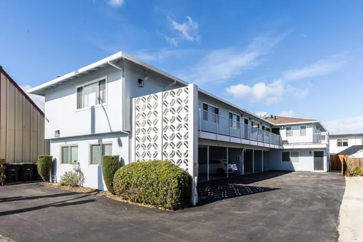 590 Ralston Avenue 4, Belmont, California 94002