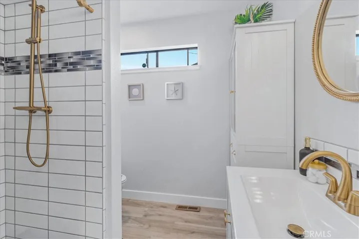 410 Norfolk Street, Cambria, California 93428