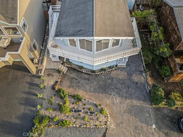 410 Norfolk Street, Cambria, California 93428