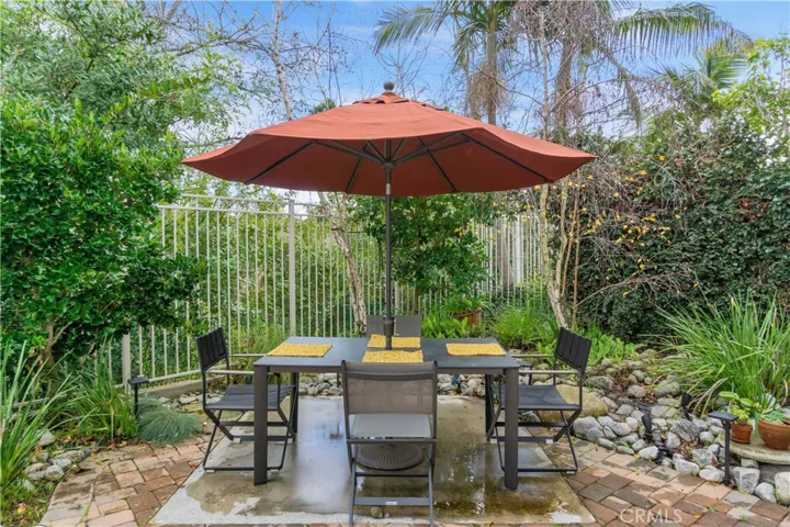 18572 Garnet Lane, Huntington Beach, California 92648