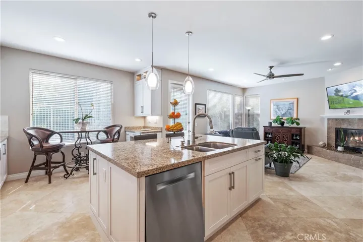 18572 Garnet Lane, Huntington Beach, California 92648