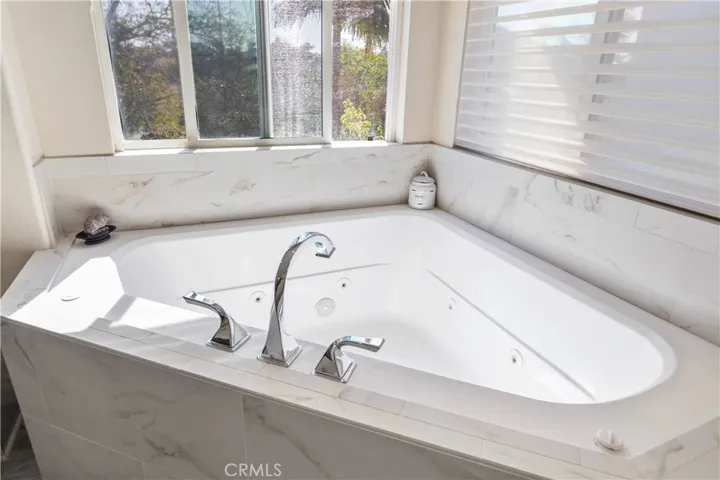 18572 Garnet Lane, Huntington Beach, California 92648
