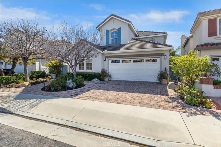 18572 Garnet Lane, Huntington Beach, California 92648