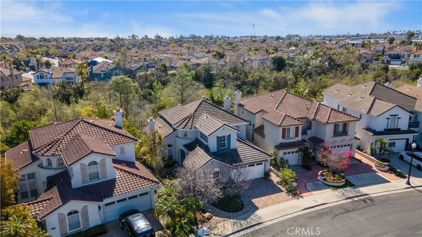 18572 Garnet Lane, Huntington Beach, California 92648