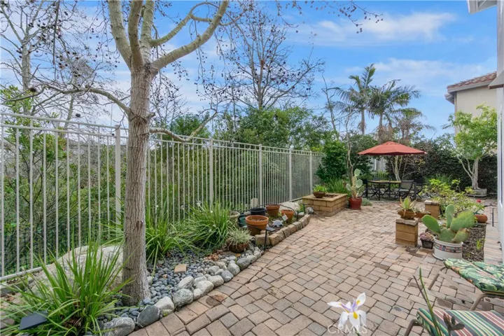 18572 Garnet Lane, Huntington Beach, California 92648