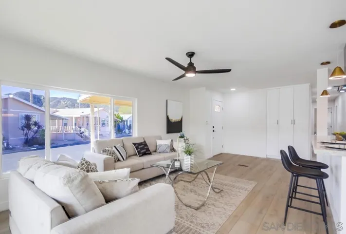 8301 Mission Gorge Rd 301, Santee, California 92071