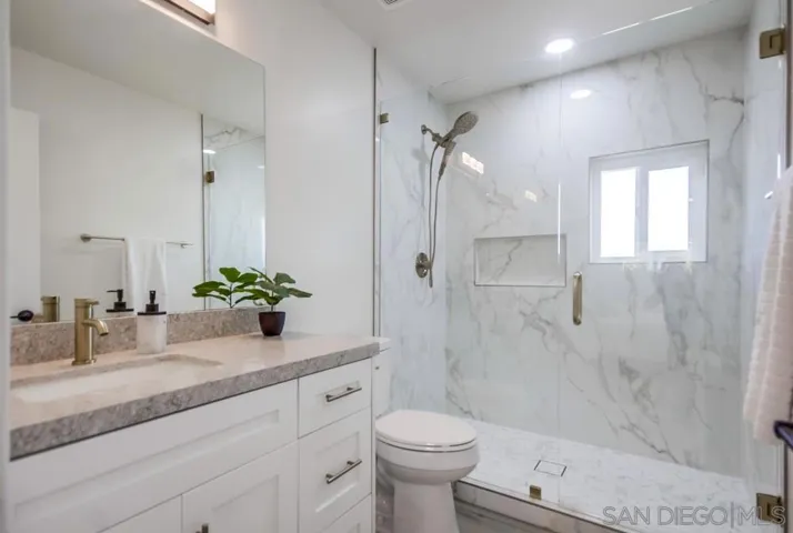8301 Mission Gorge Rd 301, Santee, California 92071