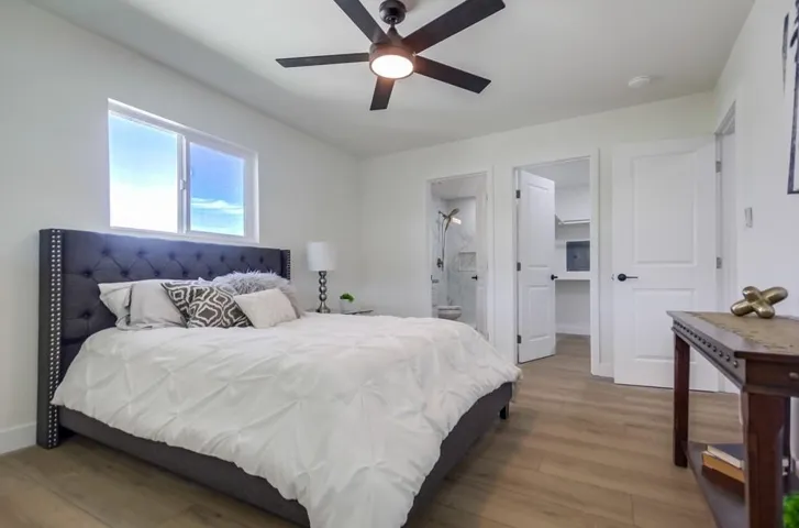 8301 Mission Gorge Rd 301, Santee, California 92071