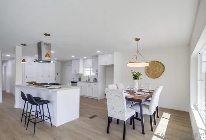 8301 Mission Gorge Rd 301, Santee, California 92071