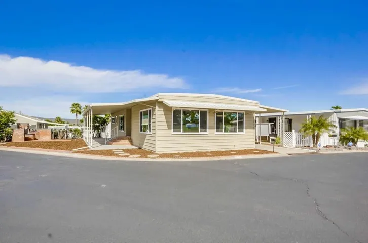 8301 Mission Gorge Rd 301, Santee, California 92071