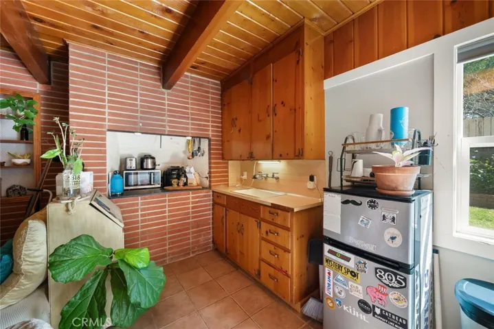 1828 Johnson Avenue, San Luis Obispo, California 93401