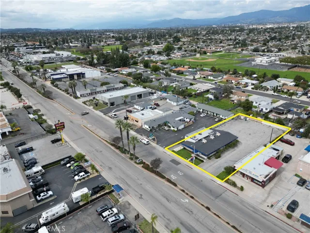 5660 Holt Boulevard, Montclair, California 91763