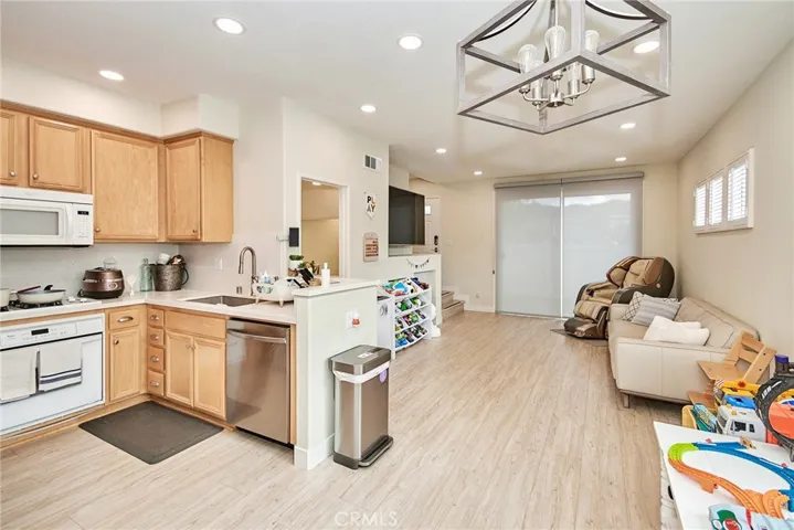 8402 E Arrowhead Way, Anaheim Hills, California 92808