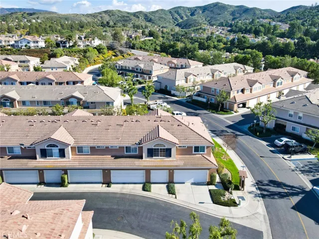 8402 E Arrowhead Way, Anaheim Hills, California 92808
