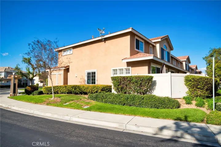 8402 E Arrowhead Way, Anaheim Hills, California 92808