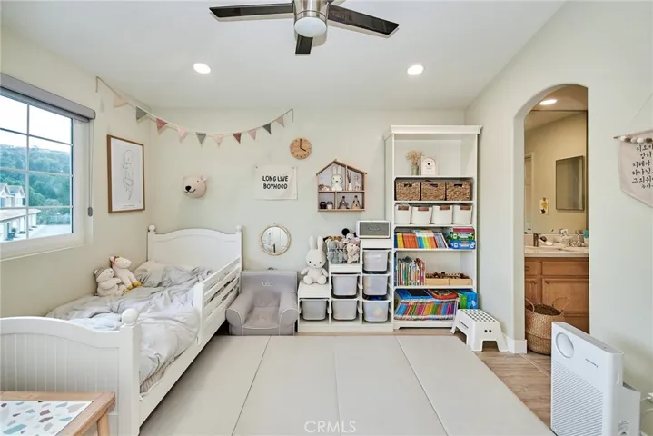 8402 E Arrowhead Way, Anaheim Hills, California 92808