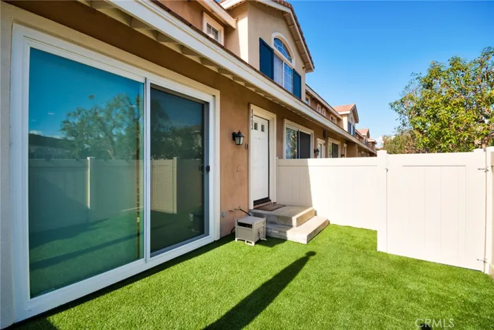 8402 E Arrowhead Way, Anaheim Hills, California 92808