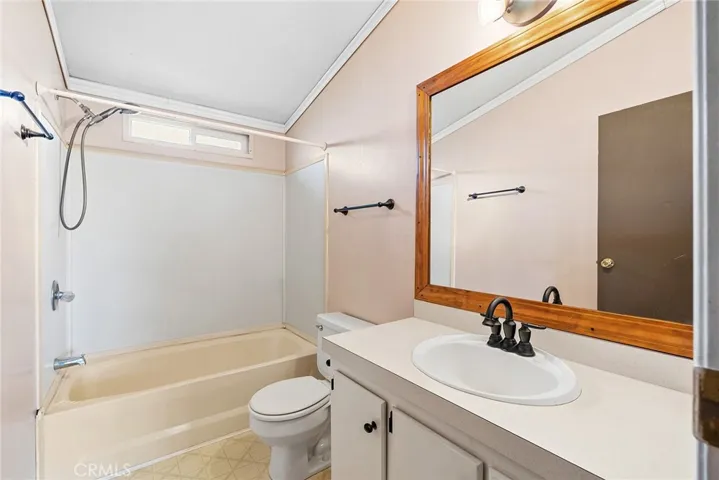 12150 Thunderbird Drive, Red Bluff, California 96080