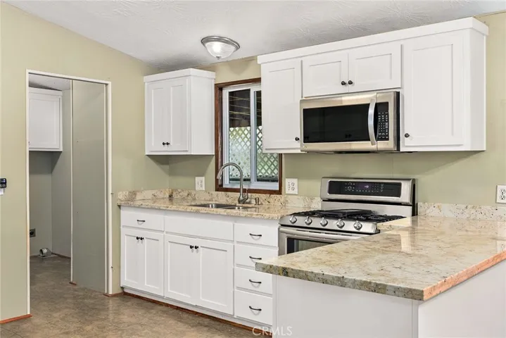 12150 Thunderbird Drive, Red Bluff, California 96080