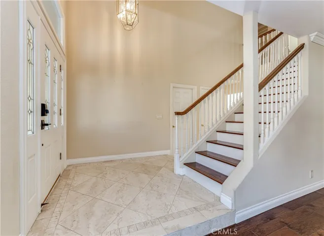 18829 Tomahawk Street, Fountain Valley, California 92708