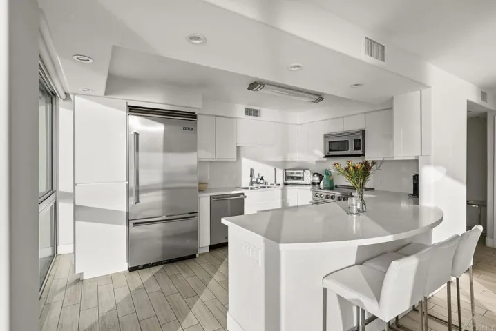 1730 Avenida Del Mundo 1108, Coronado, California 92118