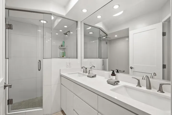 1730 Avenida Del Mundo 1108, Coronado, California 92118
