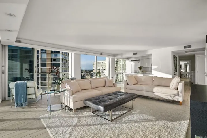 1730 Avenida Del Mundo 1108, Coronado, California 92118