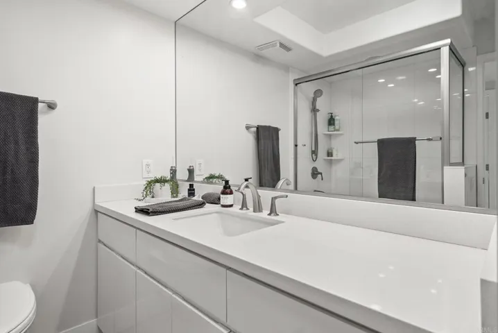 1730 Avenida Del Mundo 1108, Coronado, California 92118
