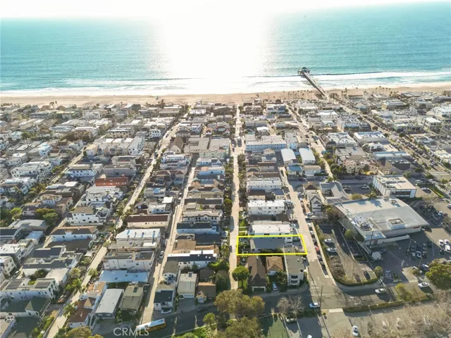 429 10th Street, Manhattan Beach, California 90266
