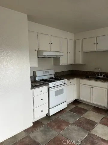 66130 Acoma Avenue B, Desert Hot Springs, California 92240