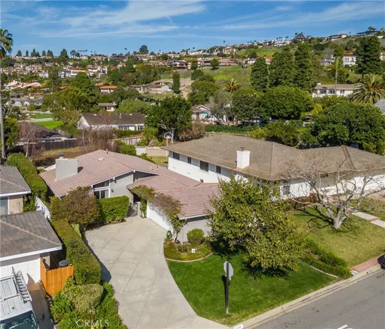 833 Tyburn Road, Palos Verdes Estates, California 90274