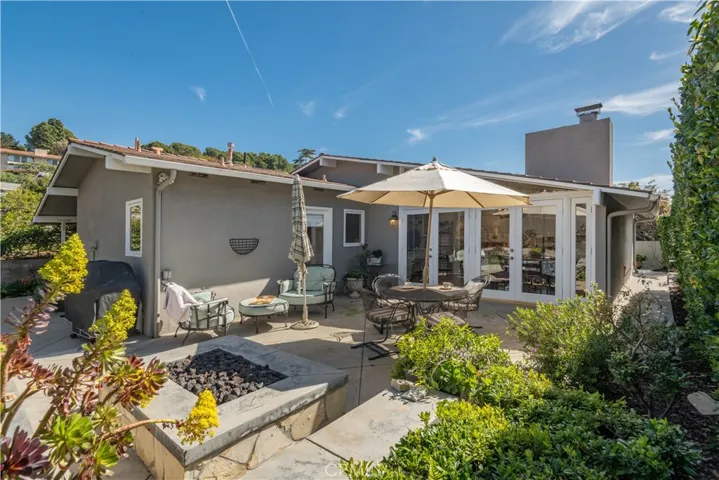 833 Tyburn Road, Palos Verdes Estates, California 90274
