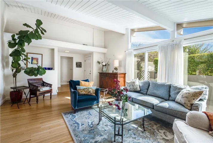 833 Tyburn Road, Palos Verdes Estates, California 90274