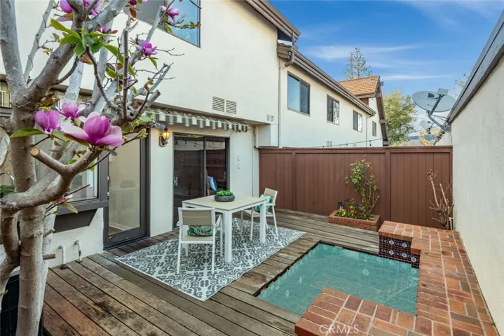 1552 Stonewood Court, San Pedro, California 90732