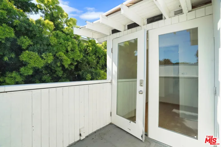 245 Windward Avenue, Venice, California 90291