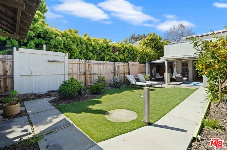 245 Windward Avenue, Venice, California 90291