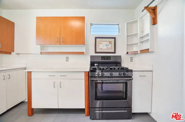 245 Windward Avenue, Venice, California 90291
