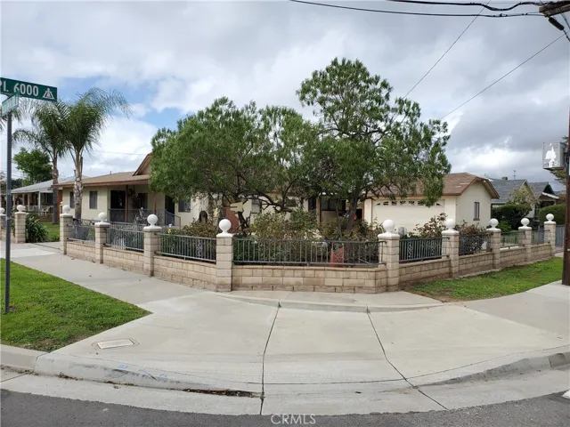 5789 Mountain View Avenue, Riverside, California 92504
