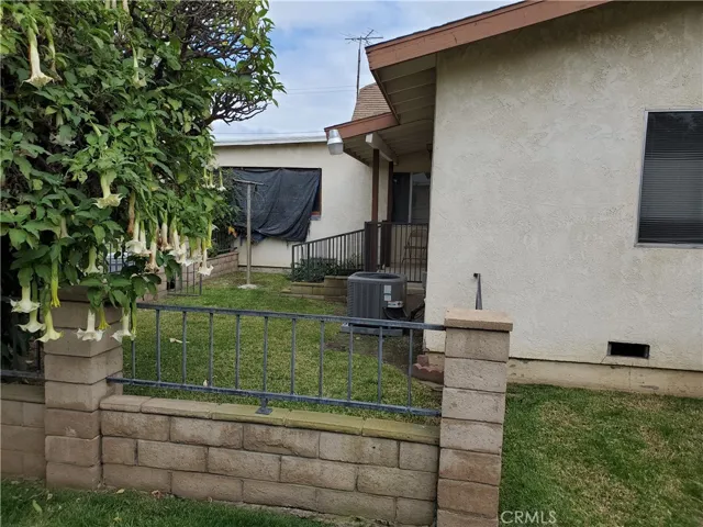 5789 Mountain View Avenue, Riverside, California 92504