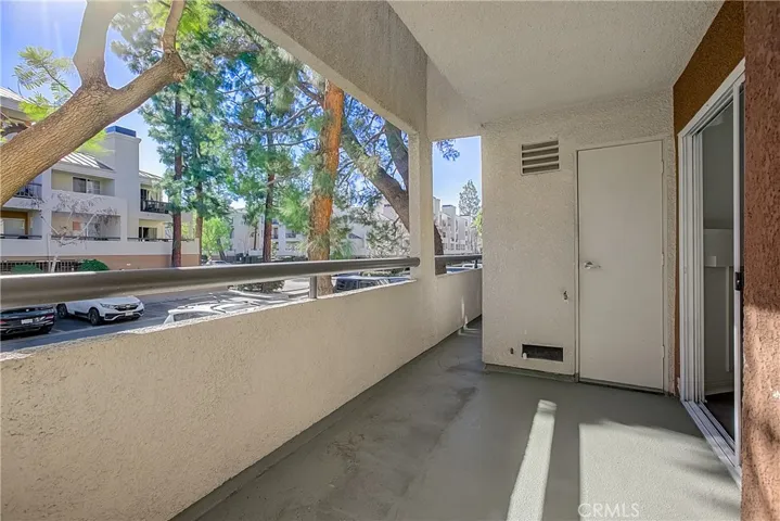 Large Balcony Off of the living room