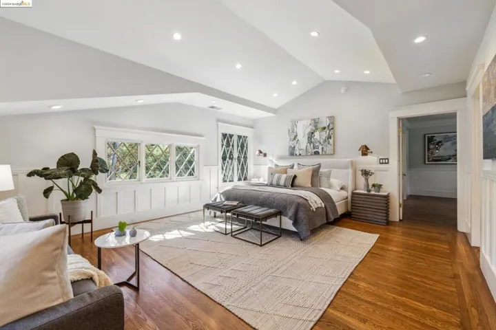 5932 Ostrander Rd, Oakland, California 94618