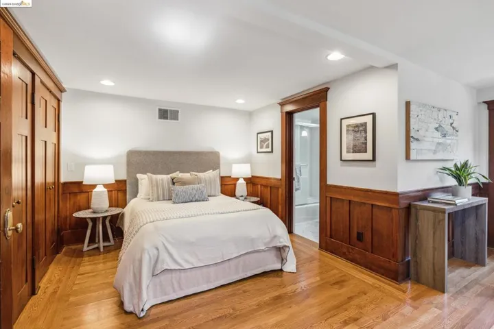 5932 Ostrander Rd, Oakland, California 94618