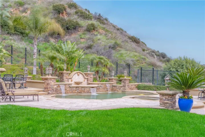 4023 Elderberry Circle, Corona, California 92882