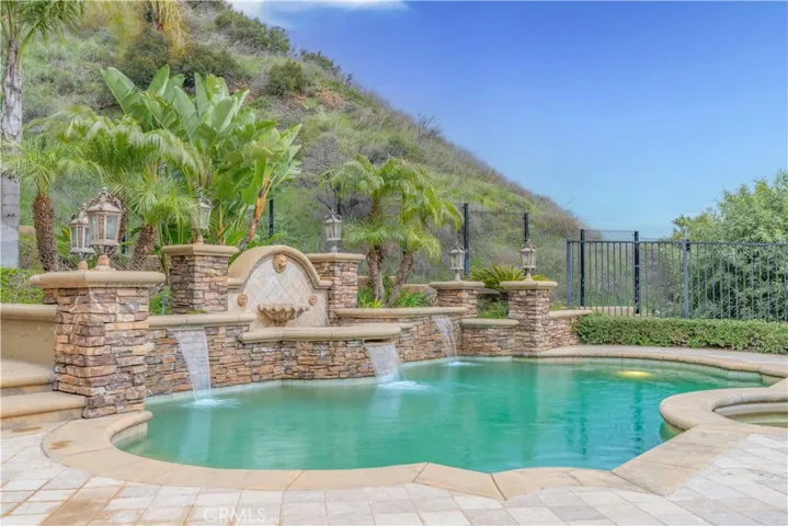 4023 Elderberry Circle, Corona, California 92882