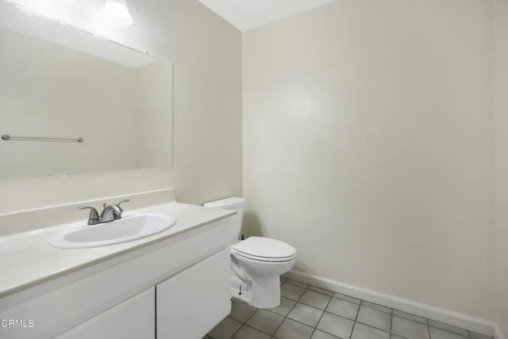 1/2 bath