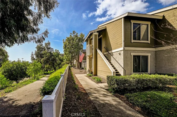 26286 Los Viveros B, Mission Viejo, California 92691