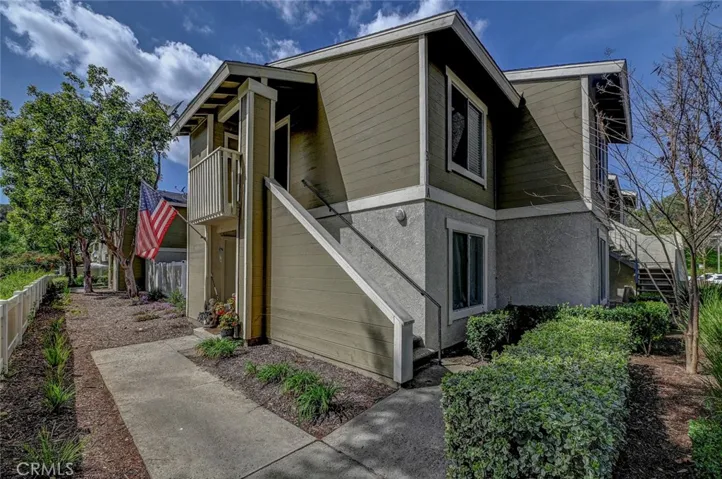 Excellent location at the rear upper corner